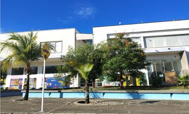 SE VENDE LOCAL 196 EN CENTRO COMERCIAL PEÑALISA