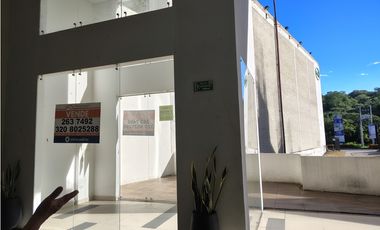 SE VENDE LOCAL 196 EN CENTRO COMERCIAL PEÑALISA