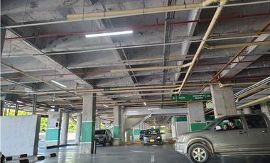 SE VENDE LOCAL 196 EN CENTRO COMERCIAL PEÑALISA