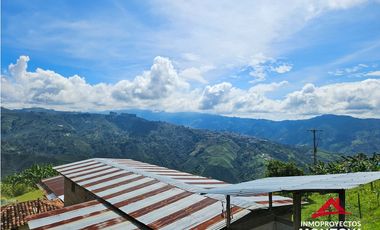 Finca mixta en Santuario Risaralda