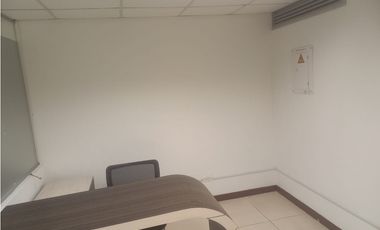 ARRIENDO OFICINA EN PASADENA AMOBLADA