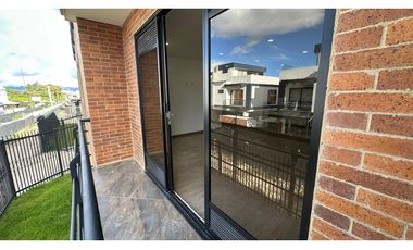Apartamento para Estrenar con parqueadero cubierto en Venta – Cota