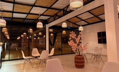 HOTEL EN VENTA EN JAMUNDI VIA PANAMERICANA 4 NIVELES BODEGA 800M2