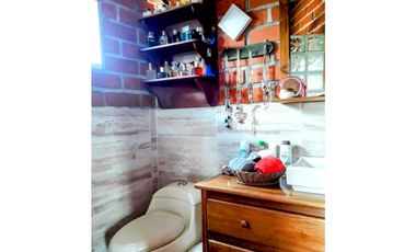 Venta de Finca en Marinilla, amoblada, rústica y con sabor a campo.