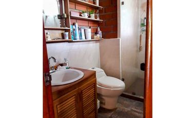 Venta de Finca en Marinilla, amoblada, rústica y con sabor a campo.