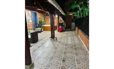 VENTA DE CASA CAMPESTRE EN EL CASTILLO JAMUNDI  VALLE