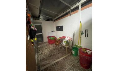 VENTA DE CASA CAMPESTRE EN EL CASTILLO JAMUNDI  VALLE