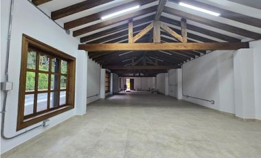 LOTE EN VENTA O ARRIENDO VIA PALMAS LA FE DIAGONAL AL MALL CARABANCHEL