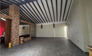 LOTE EN VENTA O ARRIENDO VIA PALMAS LA FE DIAGONAL AL MALL CARABANCHEL