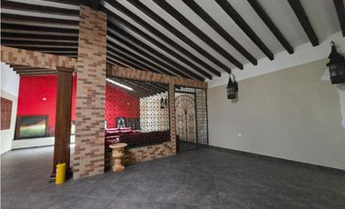 LOTE EN VENTA O ARRIENDO VIA PALMAS LA FE DIAGONAL AL MALL CARABANCHEL