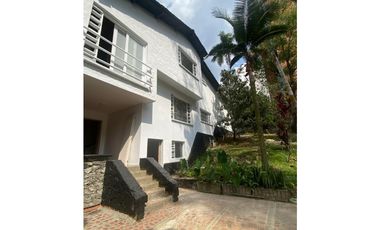 CASA COMERCIAL EN ARRIENDO SECTOR LA FRONTERA - ENVIGADO