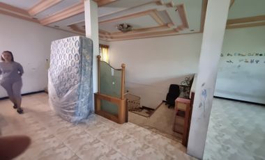 Sewa rmh 1.5Lt lebak indah,bisa buat usaha,kos dll