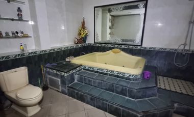 Sewa rmh 1.5Lt lebak indah,bisa buat usaha,kos dll