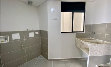 APTO - ALQUILER - PORTOBELO P5C 3HB 4BÑ 2PP 110M2 VALLE LILI CALI  SUR