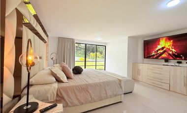 Casa Amoblada En El Poblado