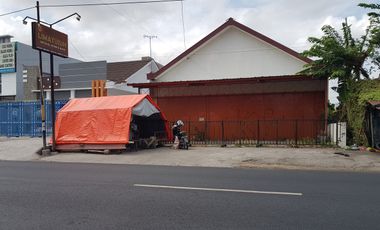 Eks Rumah Makan 632 m2, Pusat Bisnis Solo Baru, Sukoharjo, Solo