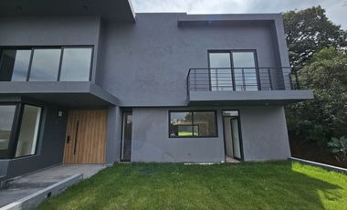 Residencia en venta Rancho San Juan, 4 recámaras