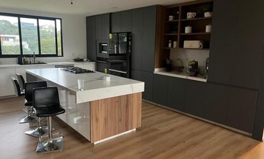 Residencia en venta Rancho San Juan, 4 recámaras