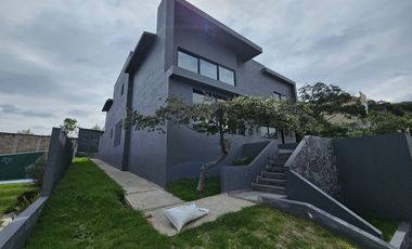 Residencia en venta Rancho San Juan, 4 recámaras