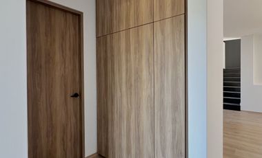 Residencia en venta Rancho San Juan, 4 recámaras