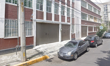 Oficina o Bodega de 1201m2 en Anahuac planta baja y piso 1