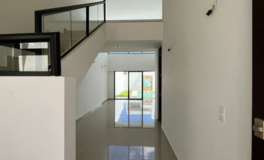 Casa en Venta de 3  Recamaras en privada de Conkal yucatan
