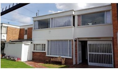 Casa en venta Ubicado en Niza Antigua