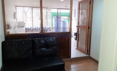 Arriendo Oficina cerca a la Clinica del Country, CZ9210