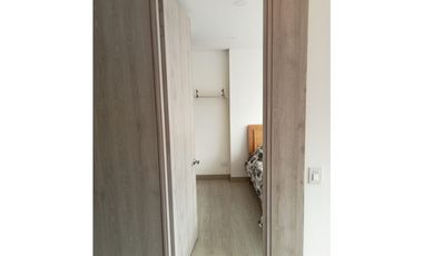 En Arriendo Aparta estudio Amoblado Torre Barcelona