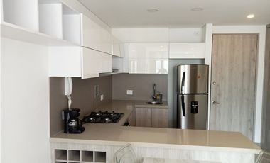En Arriendo Aparta estudio Amoblado Torre Barcelona