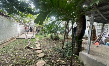Venta de terreno de 800 mts con casa en Coco del Mar Zonificación RM-1
