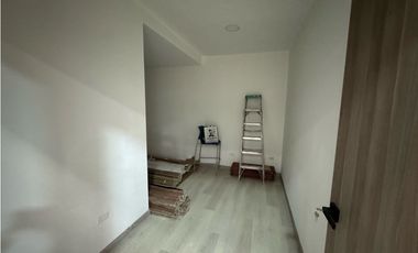 ALQUILER OFICINA REMODELADA-AMOBLADA MTTO INCLUIDO T LAS AMERICAS JP