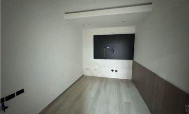 ALQUILER OFICINA REMODELADA-AMOBLADA MTTO INCLUIDO T LAS AMERICAS JP