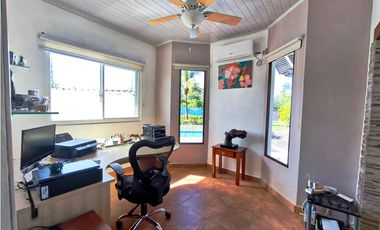 Venta de Casas con piscina en Aguadulce