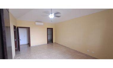 Alquiler casa en Palmeras del Este