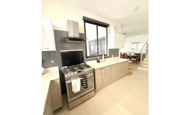 PANAMA PACIFICO / RIVER VALLEY / 259M2 / 3 HABITACIONES / AMOBLADO