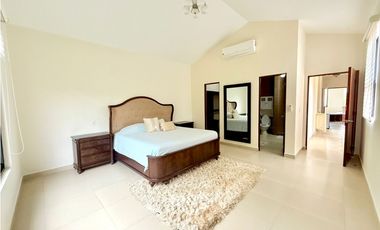 PANAMA PACIFICO / RIVER VALLEY / 259M2 / 3 HABITACIONES / AMOBLADO