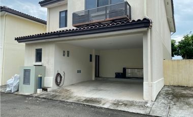 PANAMA PACIFICO / RIVER VALLEY / 259M2 / 3 HABITACIONES / 4 PARKING