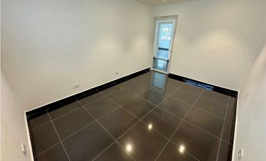 NUEVA PAITILLA / CASA COMERCIAL / 212M / 4 PARKING / 3 OFICINAS