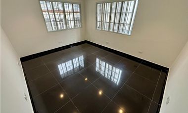 NUEVA PAITILLA / CASA COMERCIAL / 212M / 4 PARKING / 3 OFICINAS