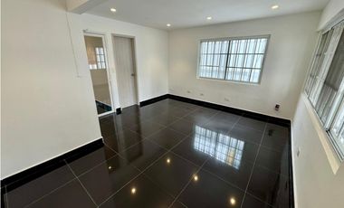 NUEVA PAITILLA / CASA COMERCIAL / 212M / 4 PARKING / 3 OFICINAS