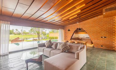 4-bedroom home for sale at The Brickhouse in Laguna Homes