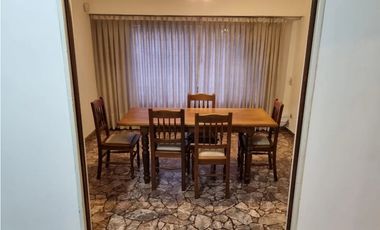 Casa  4 Ambientes Castelar Norte
