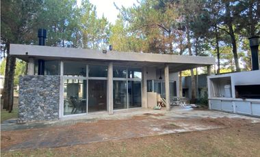 CASA EN VENTA - RESIDENCIAL I 572 - COSTA ESMERALDA