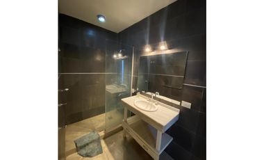 CASA EN VENTA - RESIDENCIAL I 572 - COSTA ESMERALDA