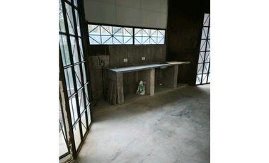 VENTA DE CASA A TERMINAR EN B° PRIVADO PARQUE COLINAS-CHACRAS DE CORIA