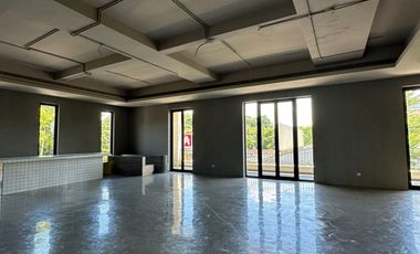 FOR RENT/DISEWAKAN RUANG USAHA DI KEMANG