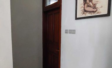 RUKO RUMAH PINGGIR JALAN RAYA KHM MANSYUR DEKAT PASAR JEMBATAN LIMA