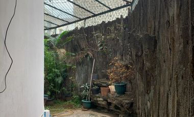 RUKO RUMAH PINGGIR JALAN RAYA KHM MANSYUR DEKAT PASAR JEMBATAN LIMA