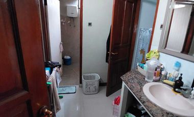 RUKO RUMAH PINGGIR JALAN RAYA KHM MANSYUR DEKAT PASAR JEMBATAN LIMA